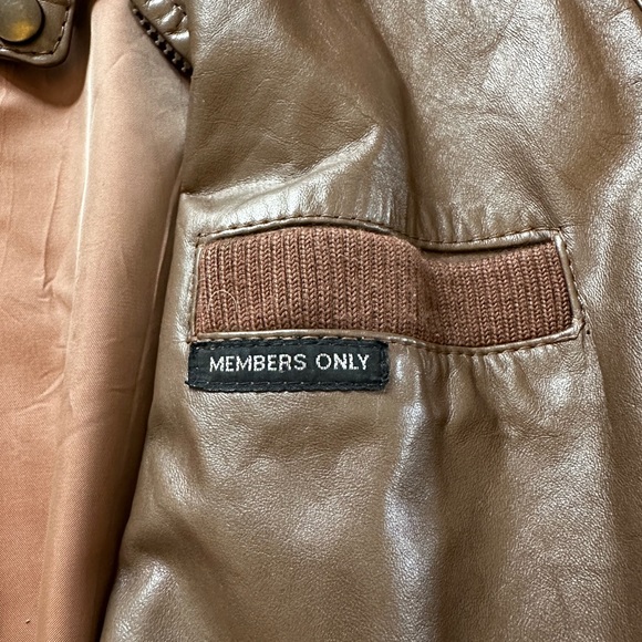 Vintage Members Only brown leather bomber jacket size 44 by Europe Craft - Picture 2 of 8